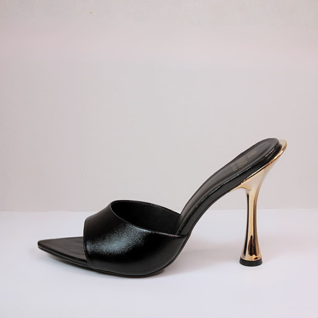 Olivia Anna Macedo Glow Mule